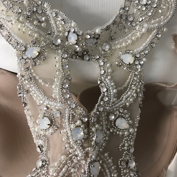 Pronovias Agnes Ivory Mikado Silk Wedding Dress - Picture 7 of 8